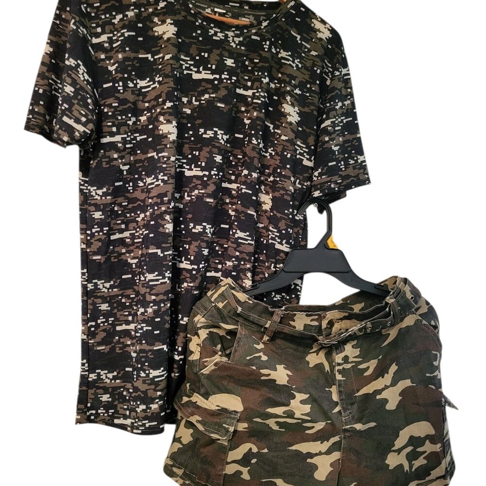 Ladies Camouflage short with 6 pockets and shirt set